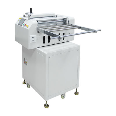 Machine de découpe automatique de caoutchouc en silicone solide