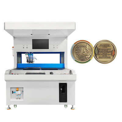 Automatique 4 couleurs deux stations machine à distribuer l' émail visuel pour colorier les porte-clés de médaille